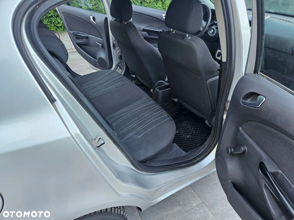 Opel Corsa - 16