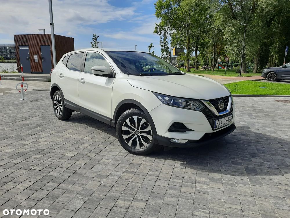Nissan Qashqai 1.3 DIG-T N-Connecta - 2