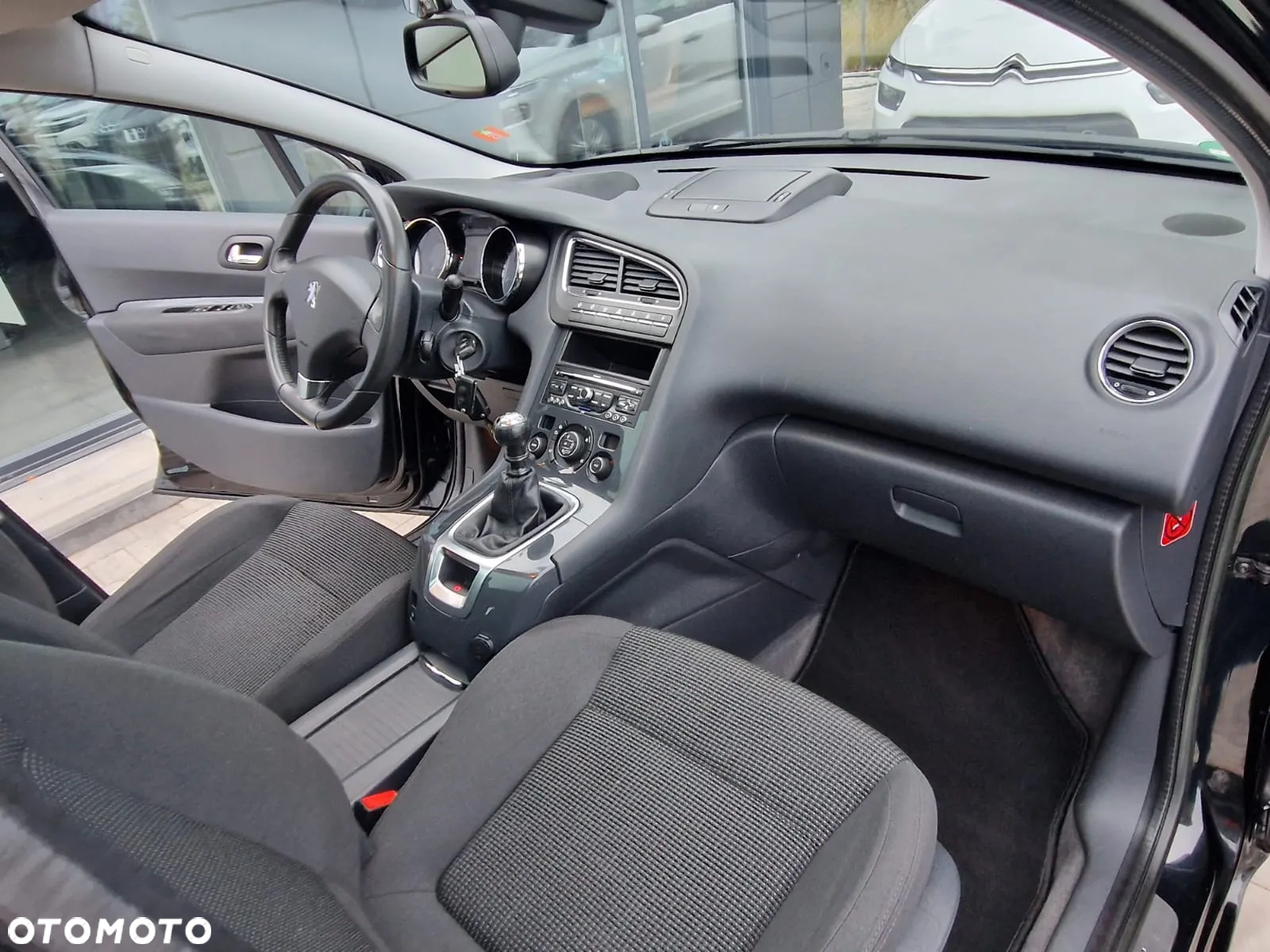 Peugeot 5008 2.0 BlueHDi Active 7os - 28