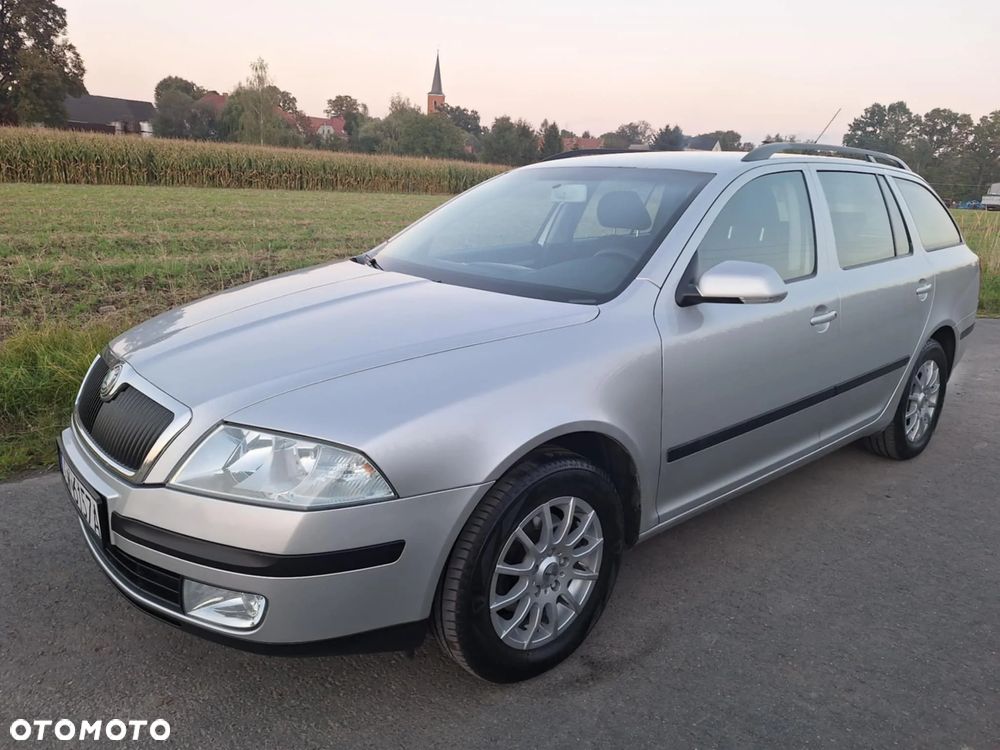 Skoda Octavia 1.6 Elegance - 17