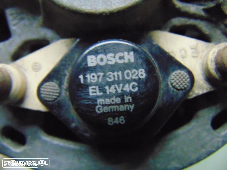 Jaguar XJ40 alternador - 4