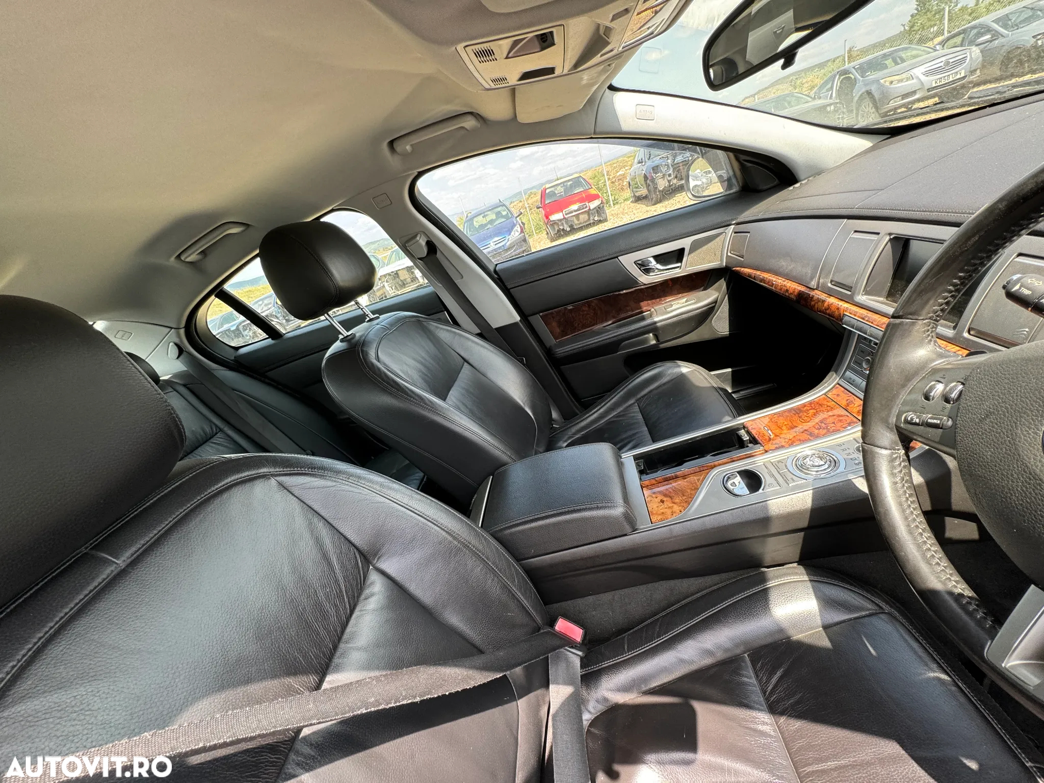 Dezmembram Jaguar XF 2009 2.7 d - 5