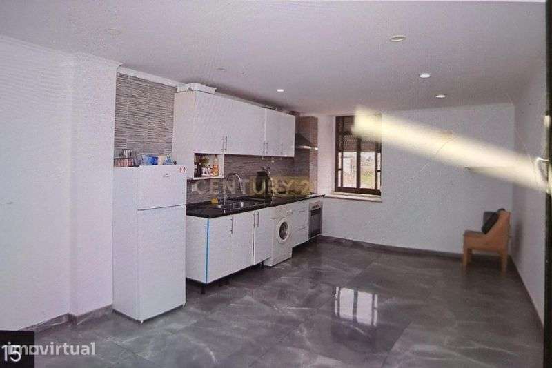 Vendo apartamento T2 - Grande imagem: 5/8
