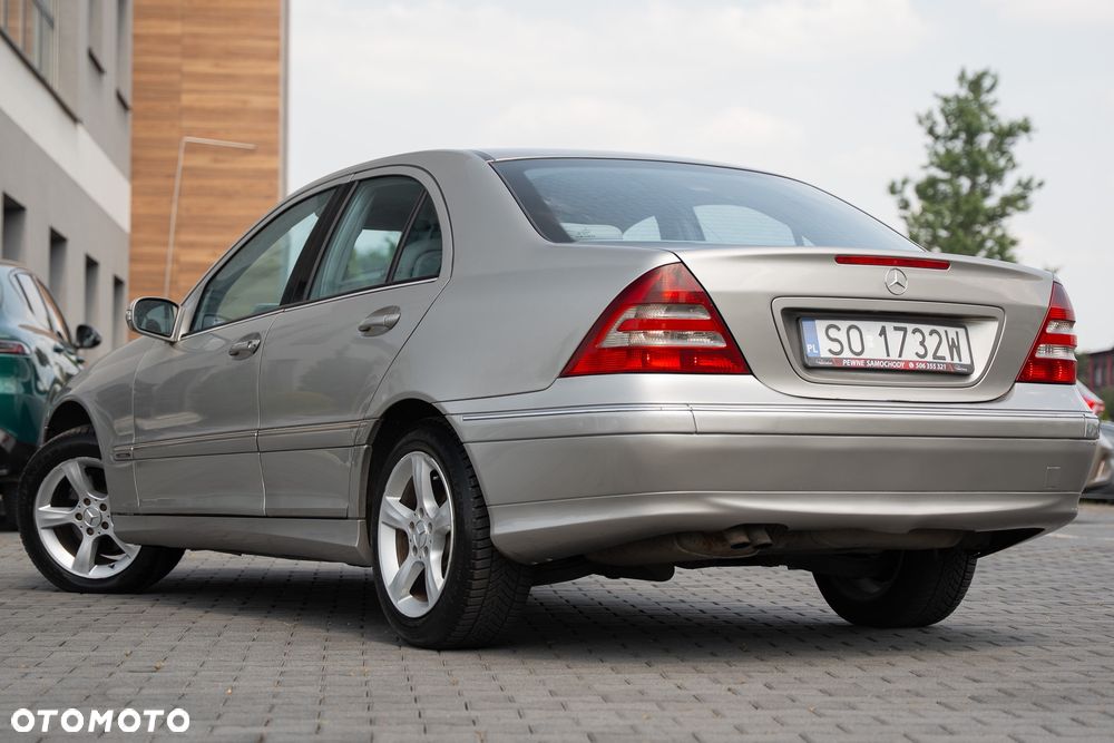 Mercedes-Benz Klasa C - 16