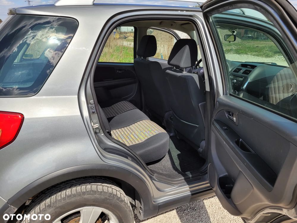 Fiat Sedici 1.6 16V 4x4 Emotion - 8