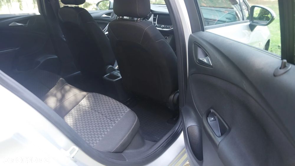Opel Astra - 12