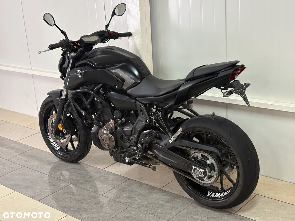Yamaha MT - 3