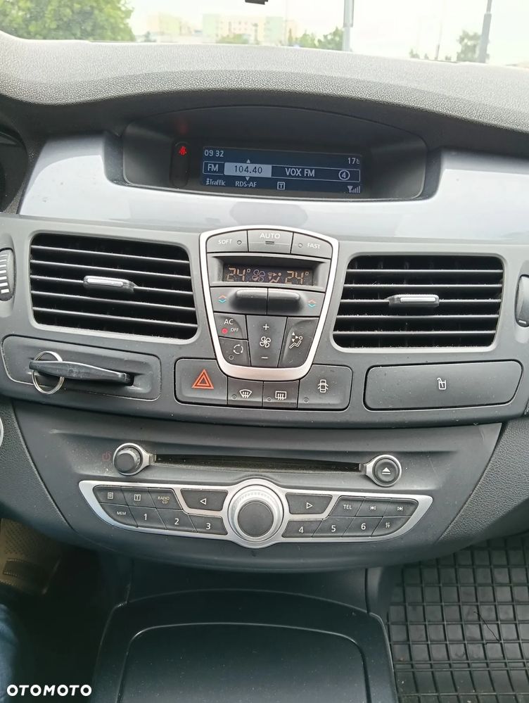 Renault Laguna - 12