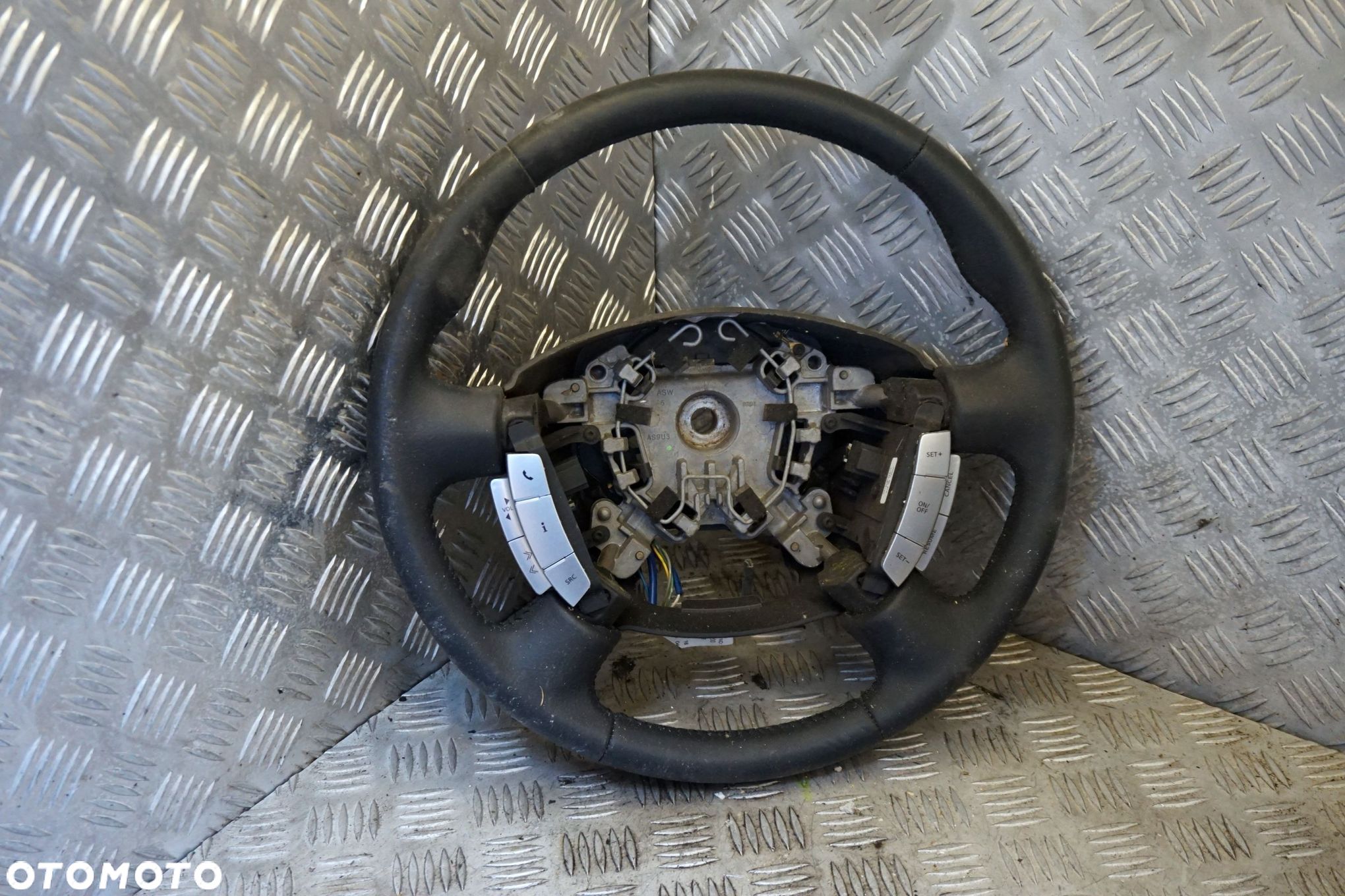 KIEROWNICA SKÓRZANA SKÓRA PRIMERA P12  NISSAN 2002-2007 - 1