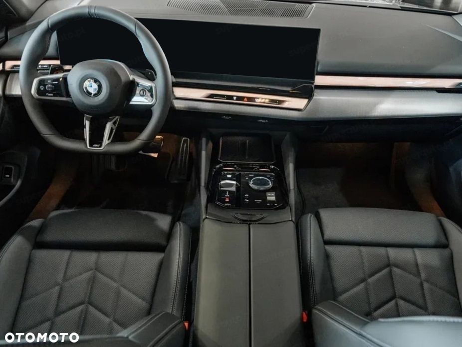 BMW Seria 5 520d xDrive mHEV M Sport - 8