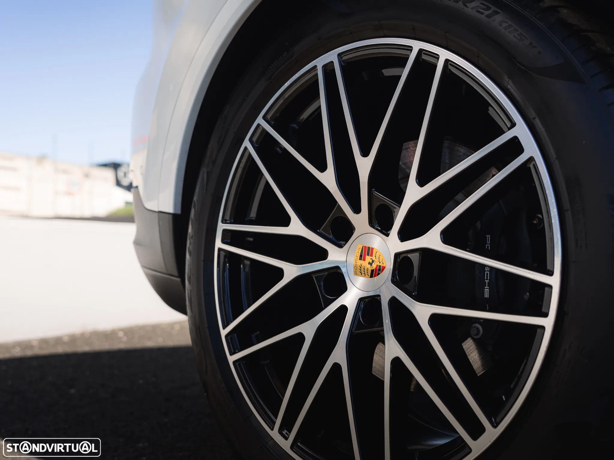 Porsche Cayenne E-Hybrid - 36