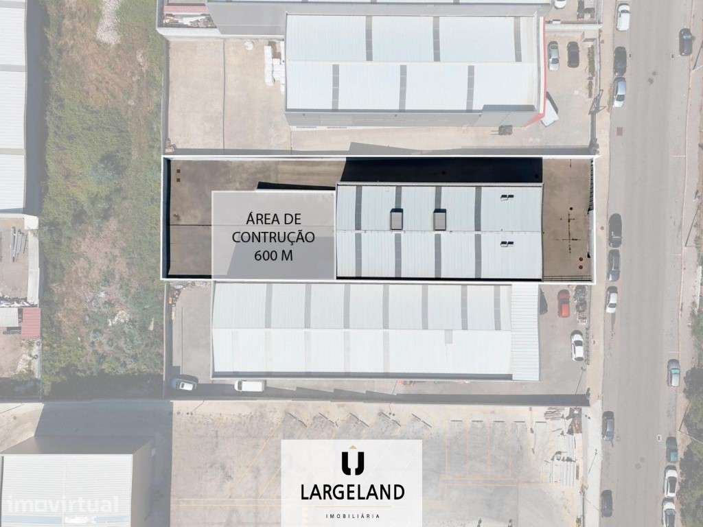 Armazém Industrial com Escritórios Modernos na Zona Industrial do F... - Grande imagem: 5/15