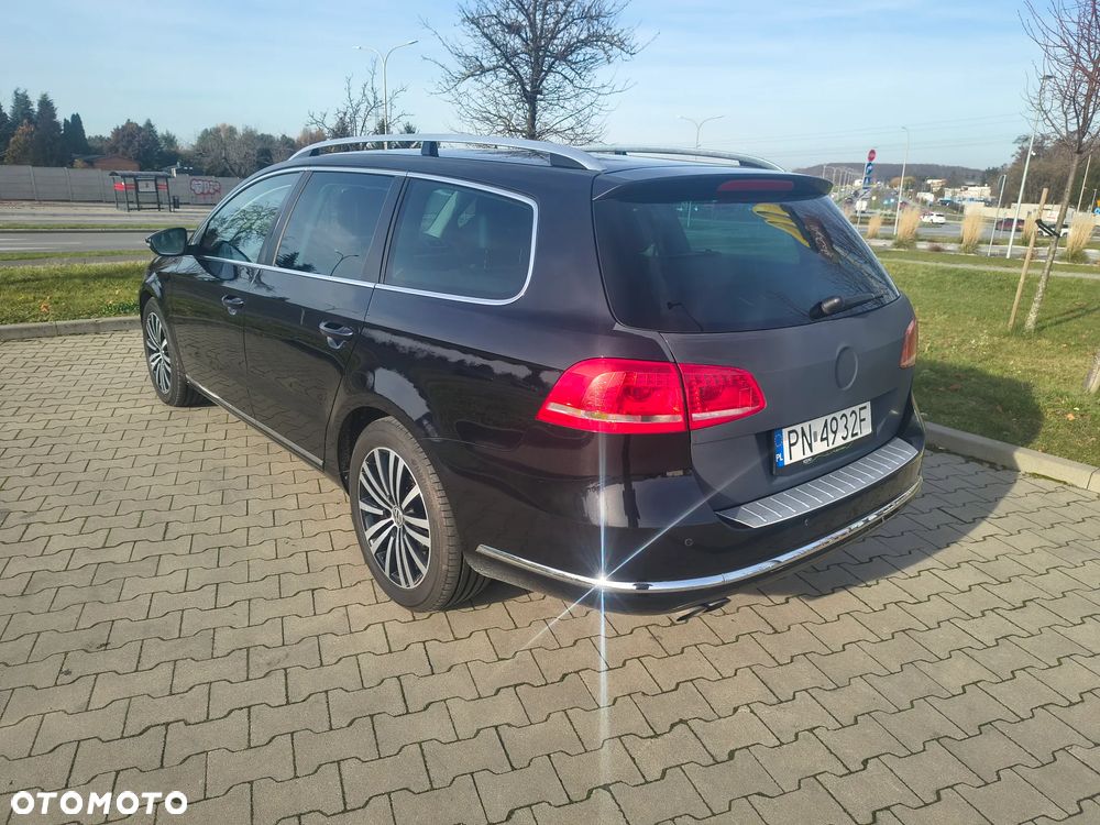 Volkswagen Passat Variant 2.0 TDI BlueMotion Technology Highline - 8