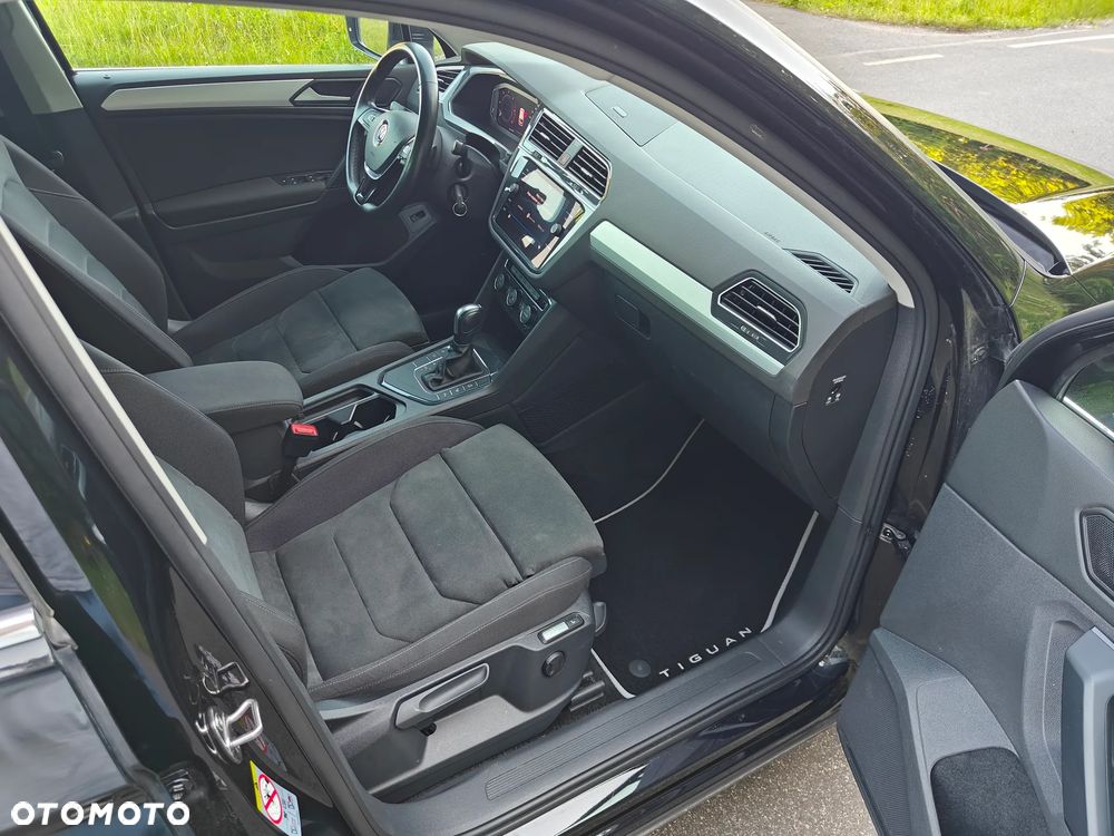 Volkswagen Tiguan - 29