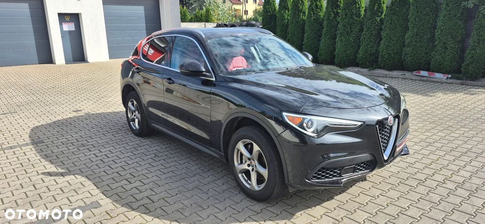 Alfa Romeo Stelvio - 4