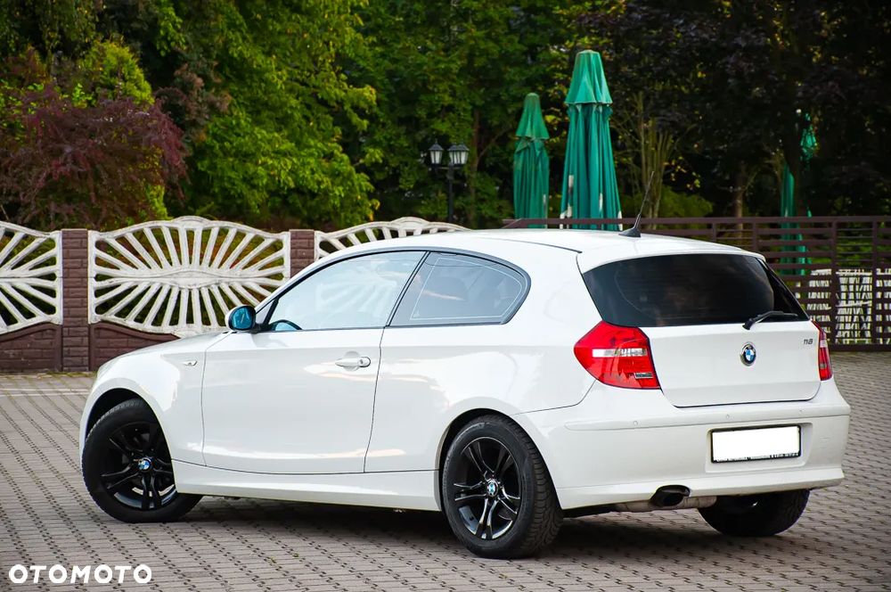 BMW Seria 1 116i - 36