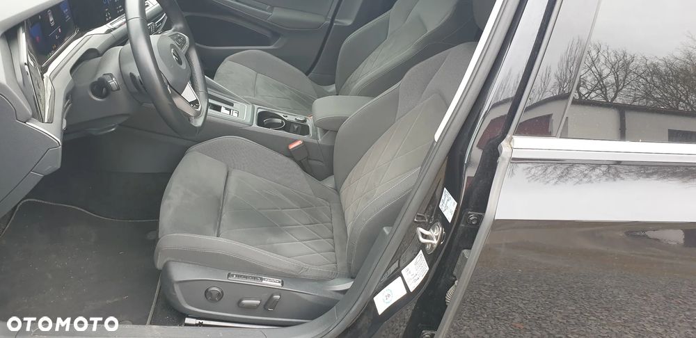 Volkswagen Golf 2.0 TSI OPF DSG Style - 20