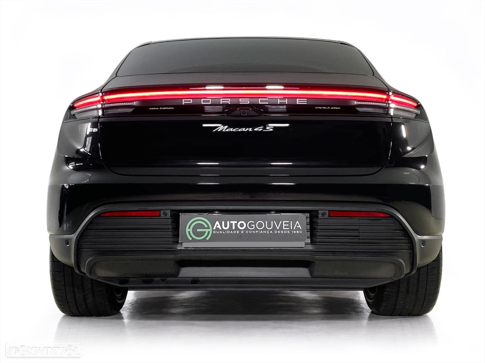 Porsche Macan Electric 4S - 7