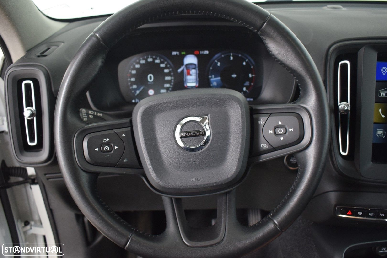 Volvo XC 40 2.0 D3 Momentum - 18