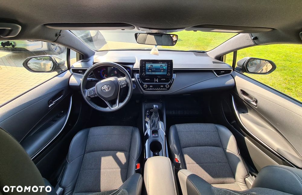 Toyota Corolla 2.0 Hybrid Comfort - 12