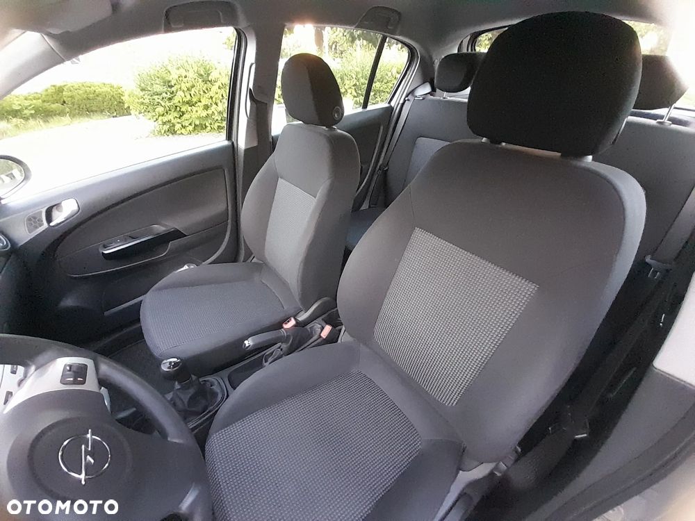 Opel Corsa - 8