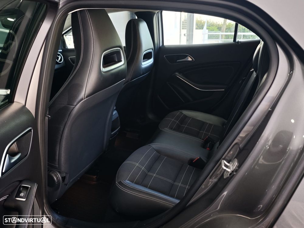 Mercedes-Benz GLA 200 (CDI) d 7G-DCT Urban - 30