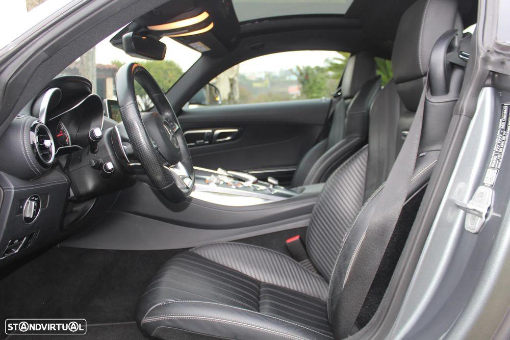Mercedes-Benz AMG GT Speedshift 7G-DCT - 14