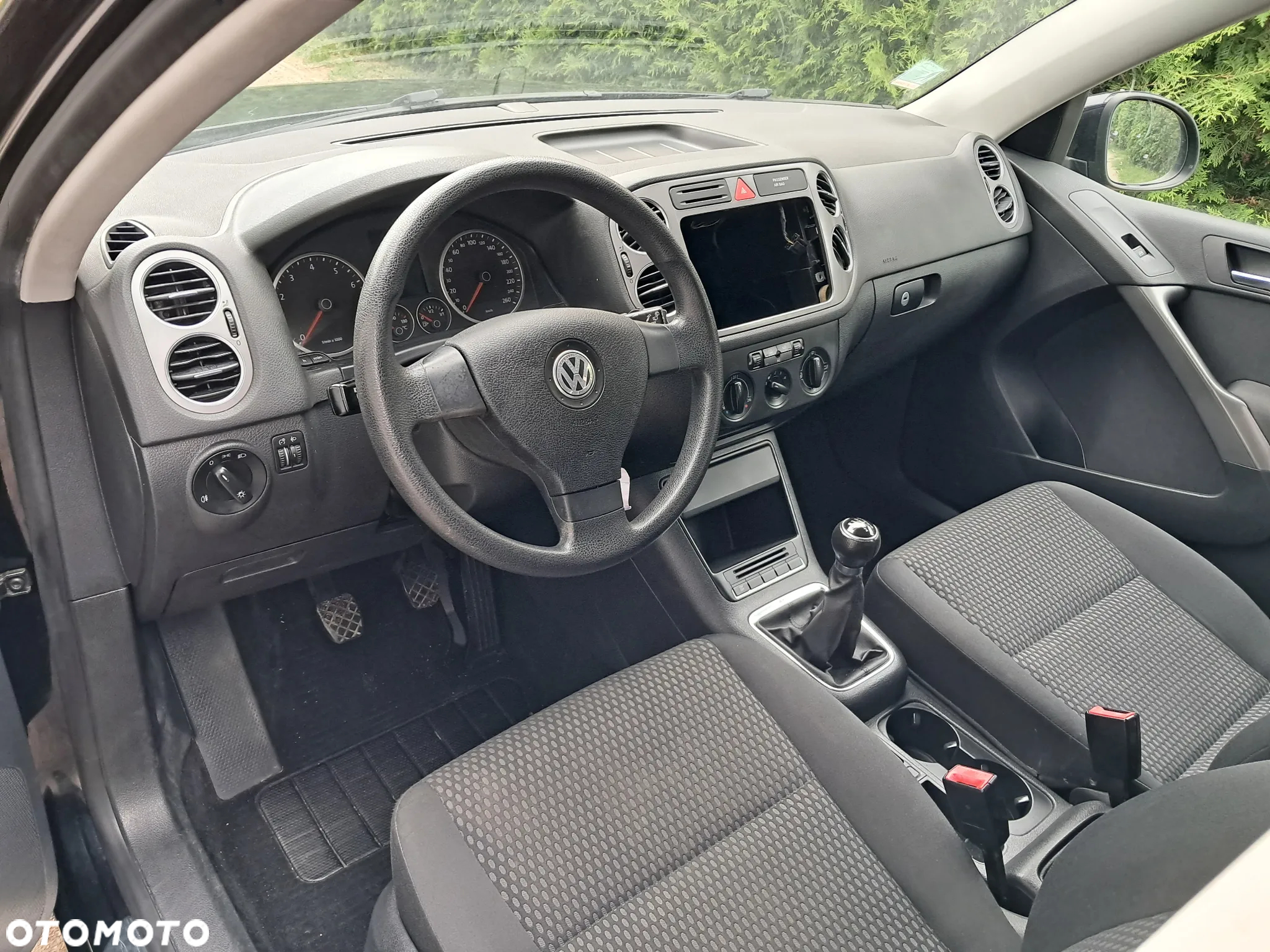 Volkswagen Tiguan - 18