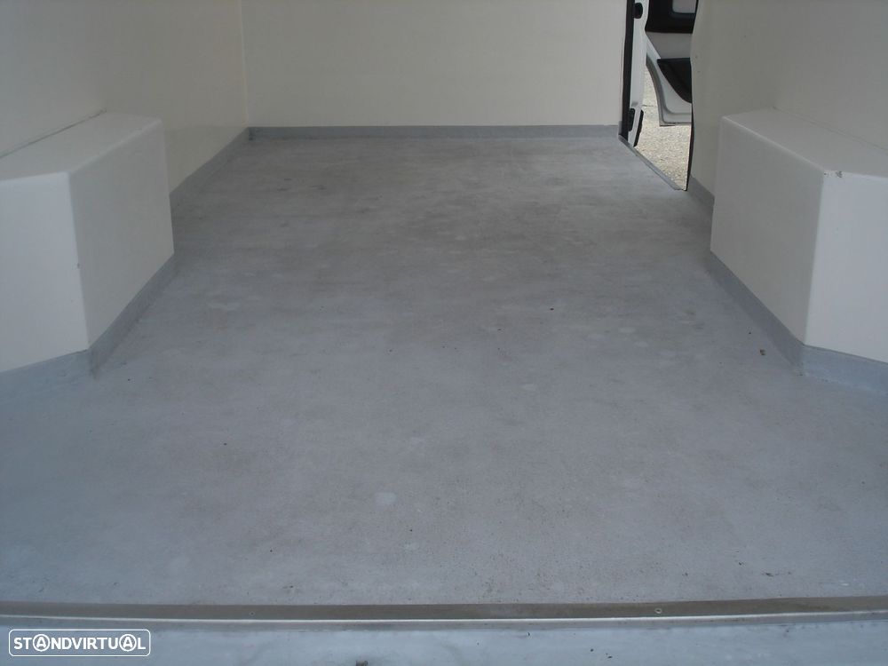 Peugeot Boxer 2.0 BlueHDi 435 L4H3 Premium - 17