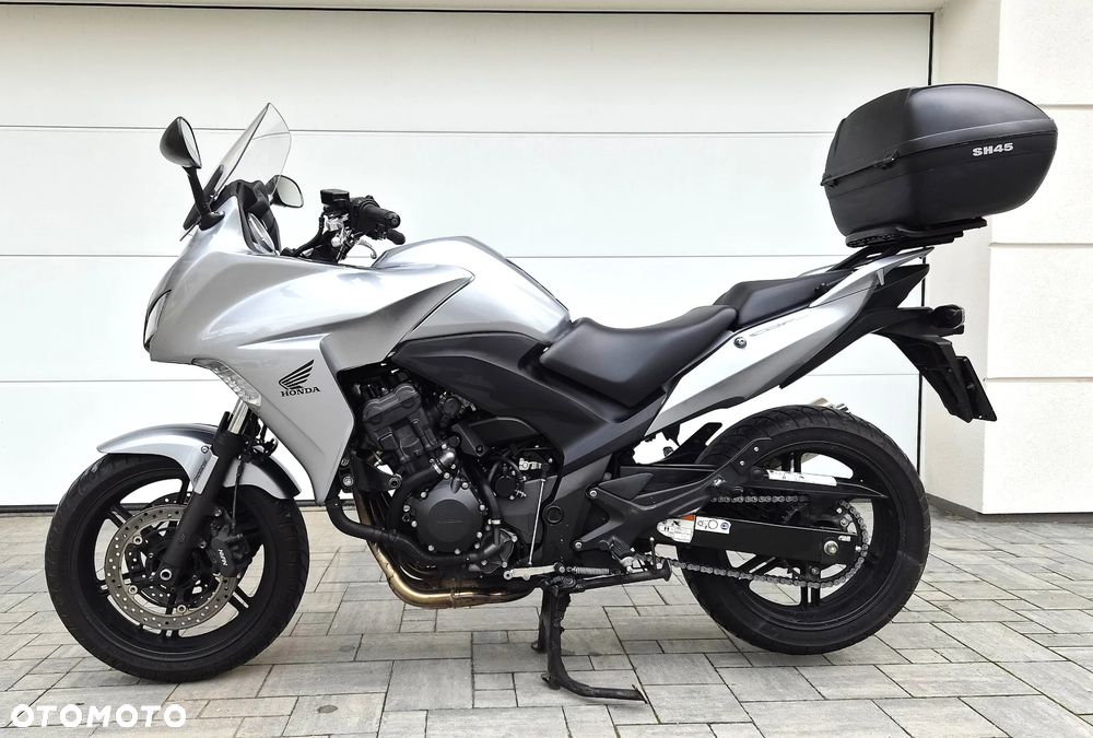 Honda CBF - 1