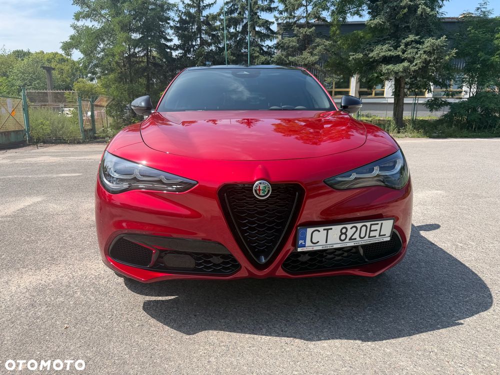 Alfa Romeo Stelvio 2.0 Turbo Intensa Q4 - 16