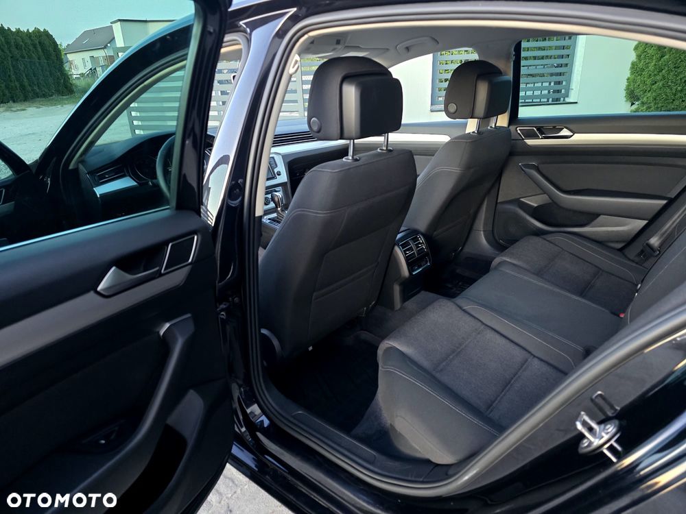 Volkswagen Passat 1.8 TSI BMT Highline DSG - 38