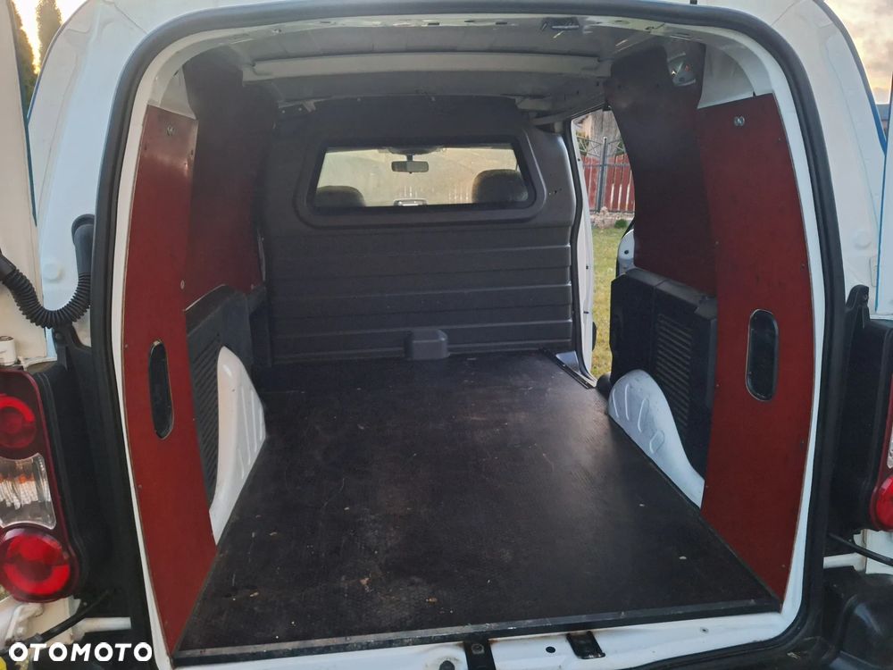 Peugeot Partner - 10