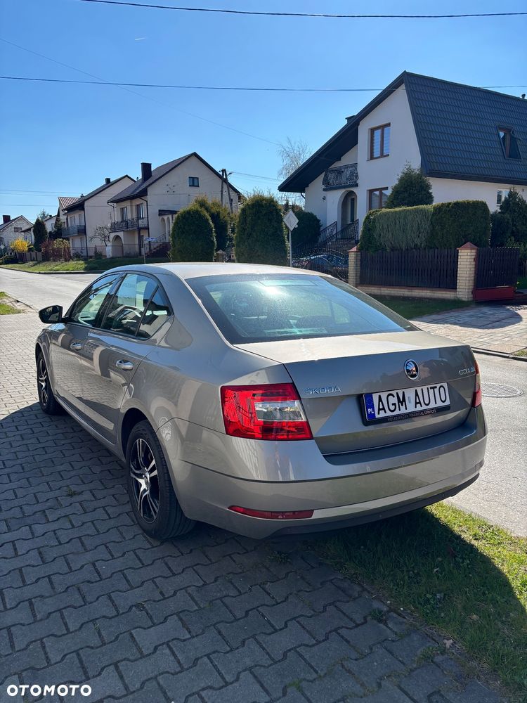 Skoda Octavia 1.6 TDI Style - 5