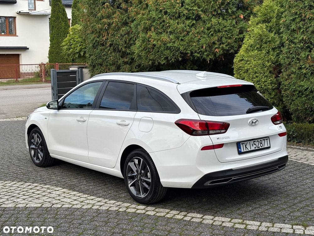Hyundai i30 Kombi 1.5 T-GDI 48V-Hybrid Prime - 4
