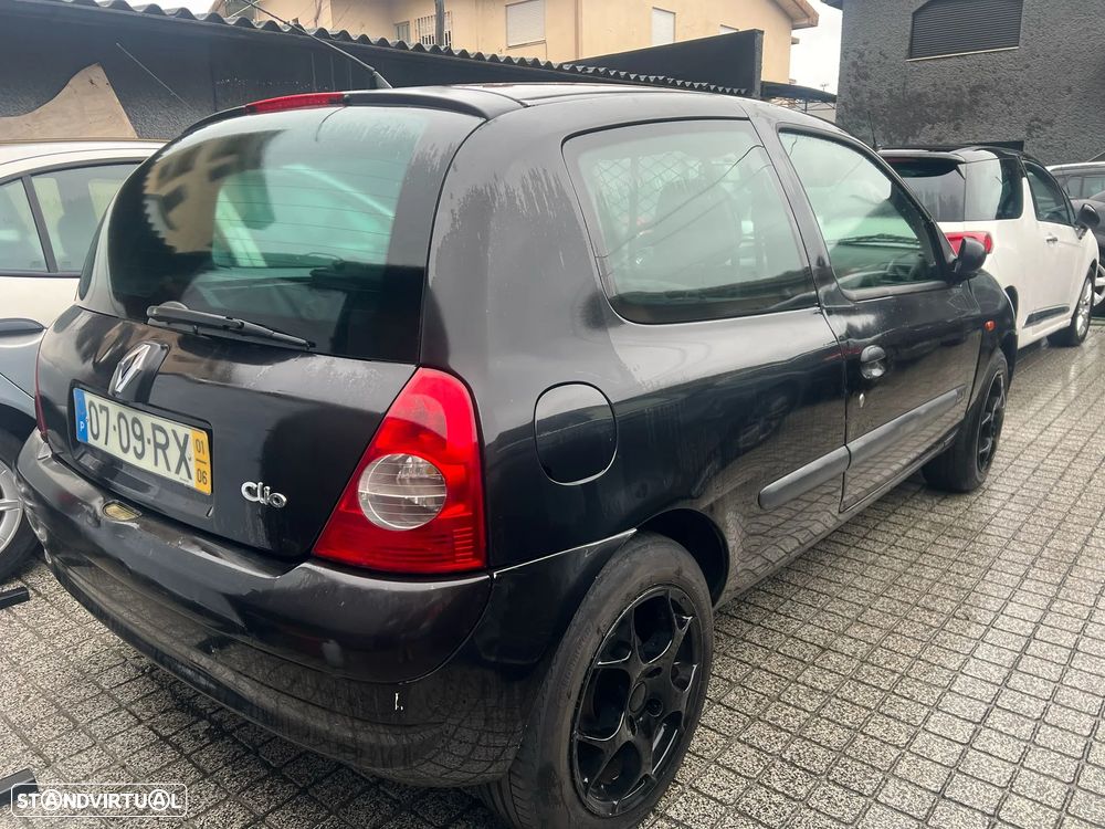 Renault Clio 1.5 dCi Authentique - 3