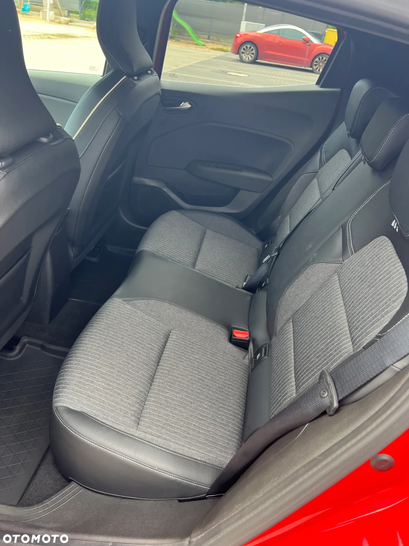 Renault Clio 1.0 TCe Intens Xtronic - 11