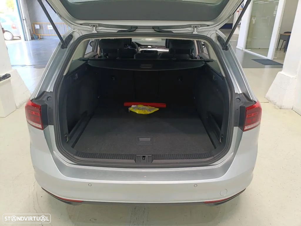 VW Passat Variant 2.0 TDi Confortline DSG - 3
