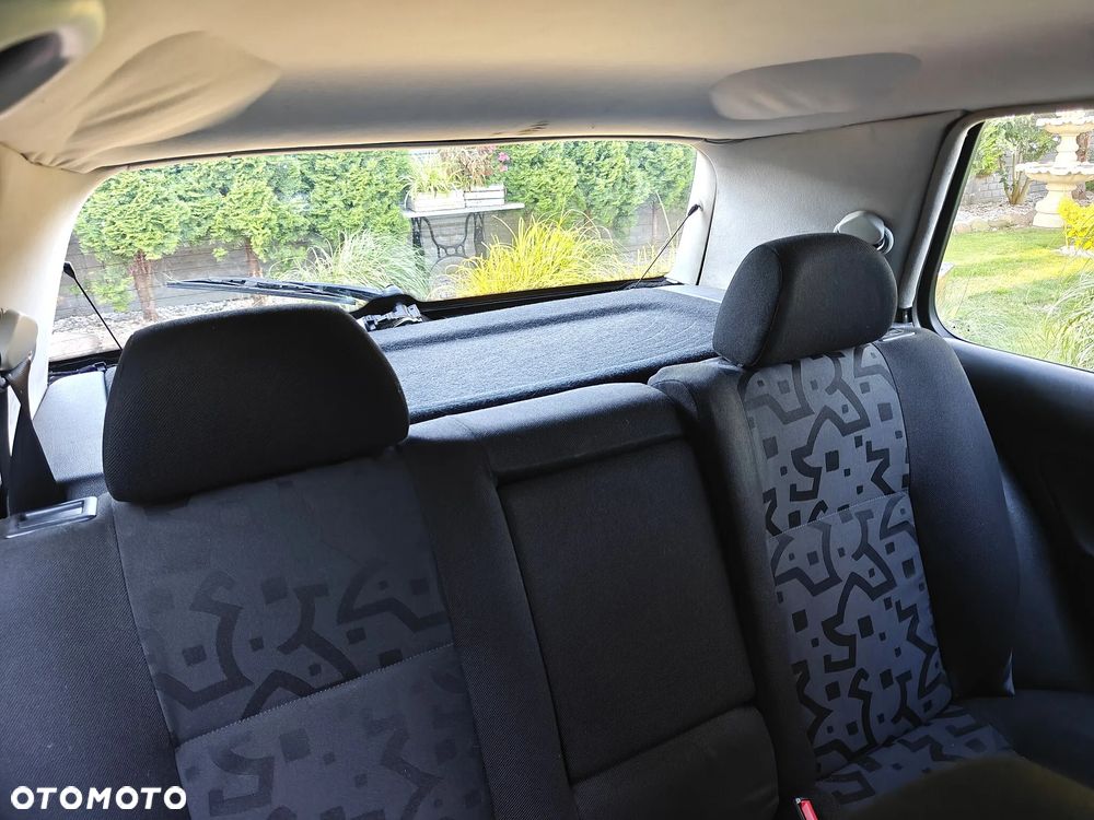 Volkswagen Golf - 14