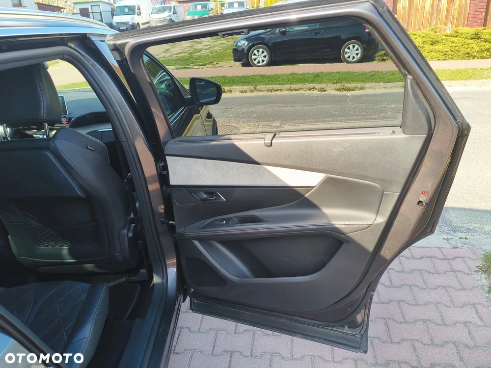 Peugeot 5008 BlueHDi 180 EAT6 GT - 15
