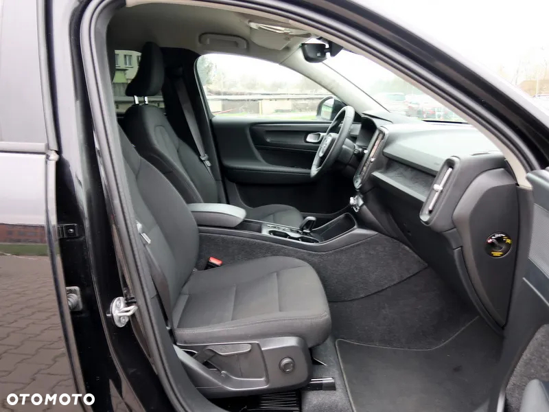Volvo XC 40 B3 Core - 22