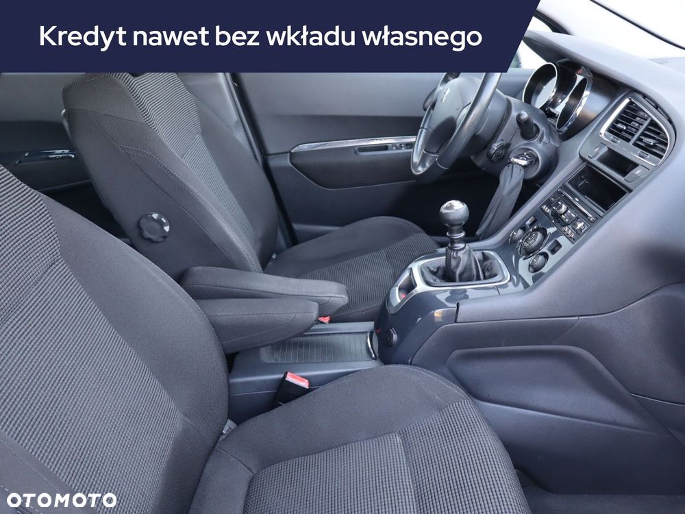 Peugeot 5008 - 11