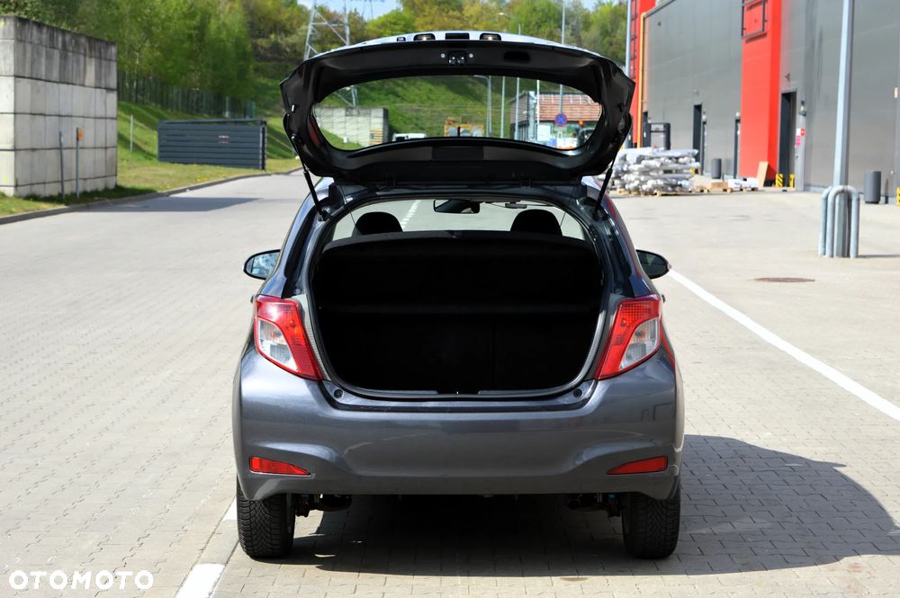 Toyota Yaris 1.33 Prestige - 29