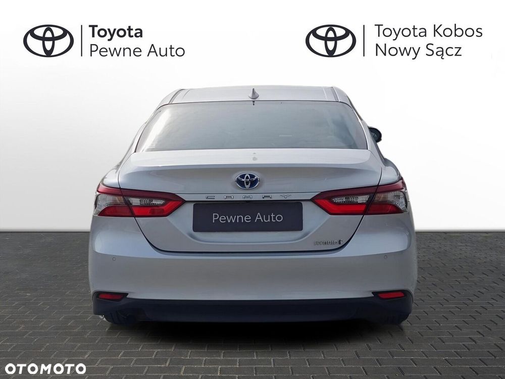 Toyota Camry 2.5 Hybrid Prestige CVT - 6