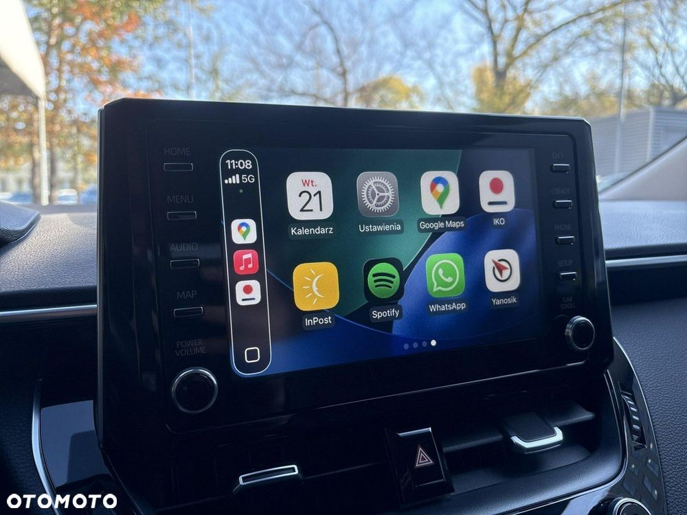 Toyota Corolla 1.8 Hybrid Comfort - 24