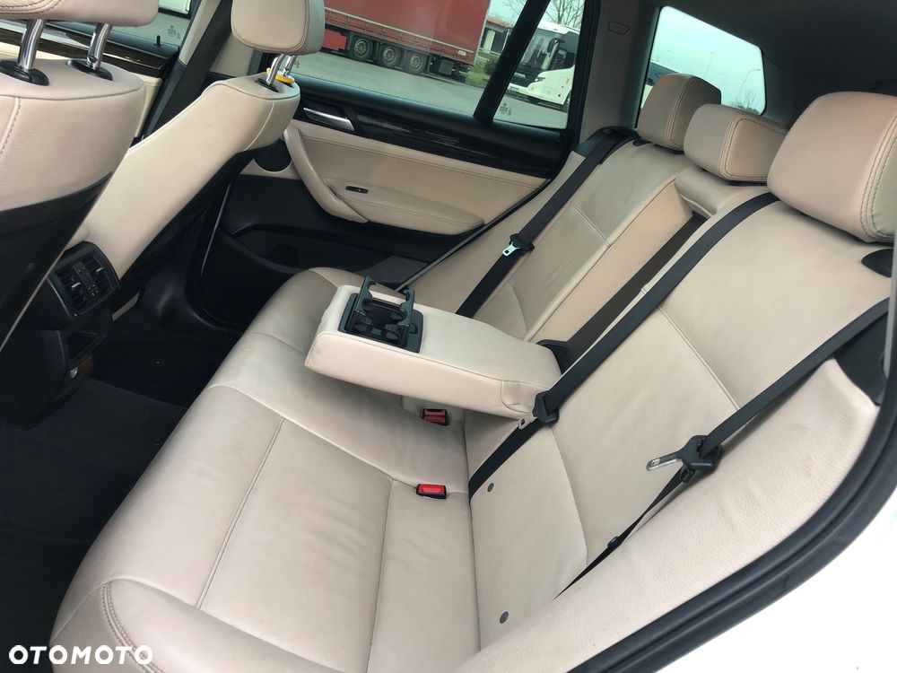 BMW X3 xDrive28i Sport-Aut - 7