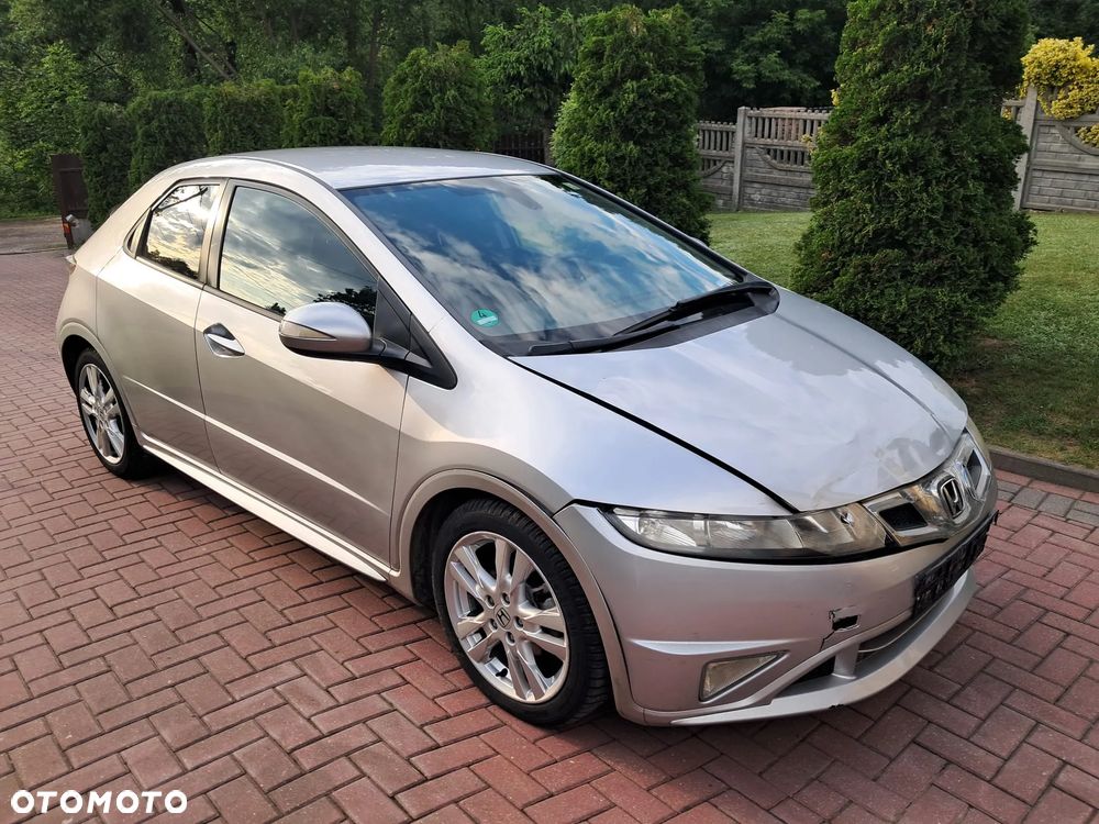 Honda Civic 1.8i-VTEC 50 Jahre Edition - 10