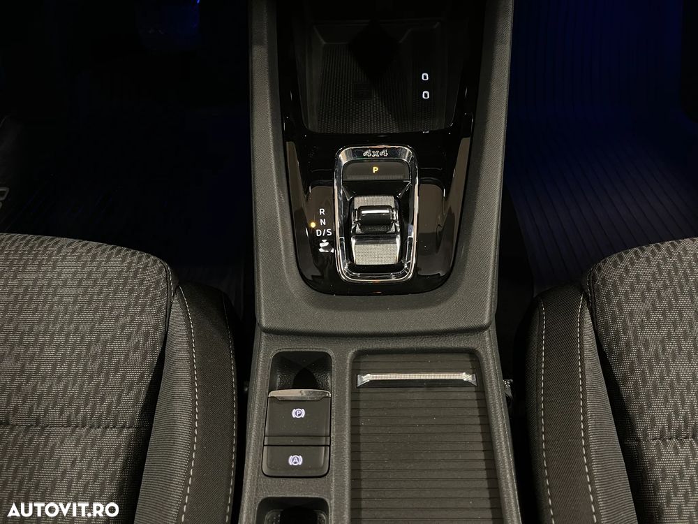 Skoda Octavia 2.0 TDI DSG 4X4 Style - 25