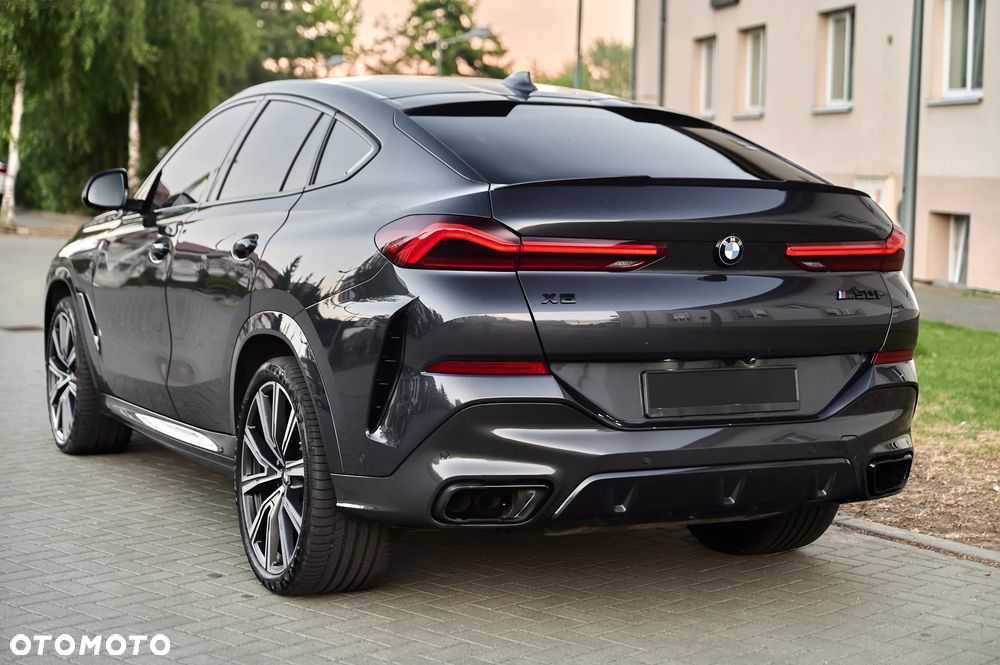 BMW X6 M50i - 9