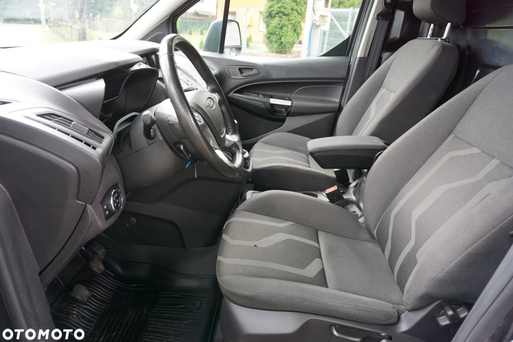 Ford TRANSIT CONNECT LONG - 10
